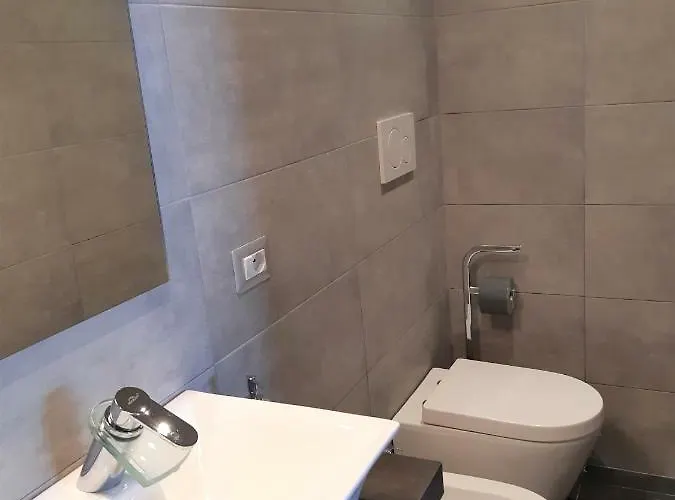 Le Della Vecchia Osteria Pensión Stresa